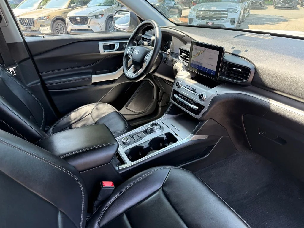 Used 2022 White Ford XLT image 30