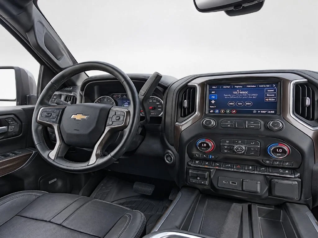 Used 2020 Blue Chevrolet High Country image 25