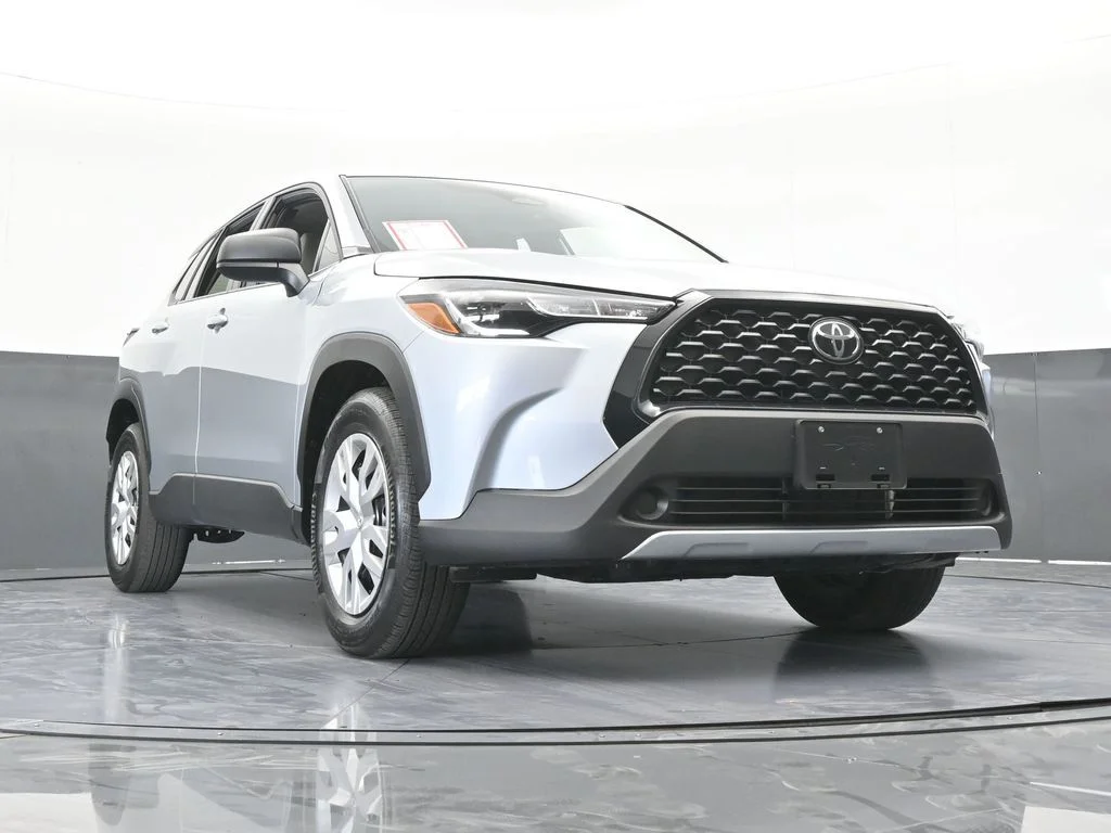 Used 2025 Silver Toyota L image 59