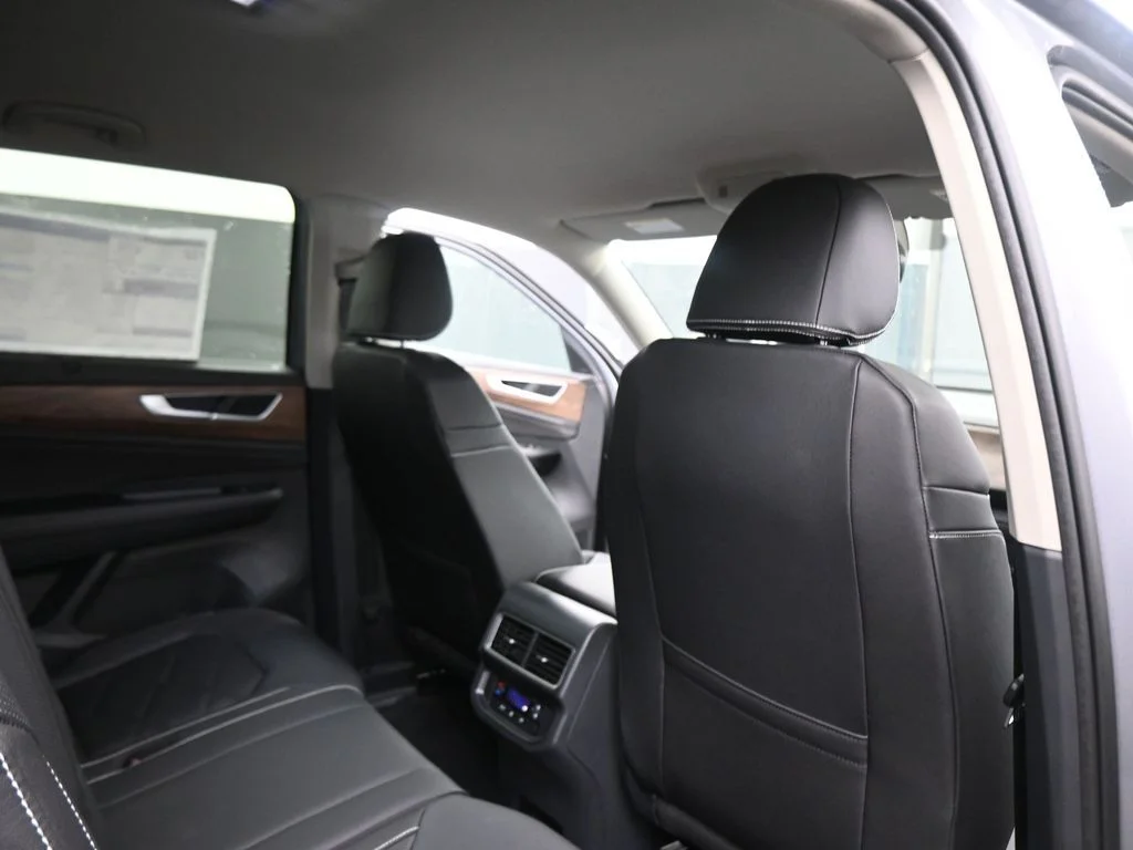 New 2026  Volkswagen 2.0T SE w/Technology image 46
