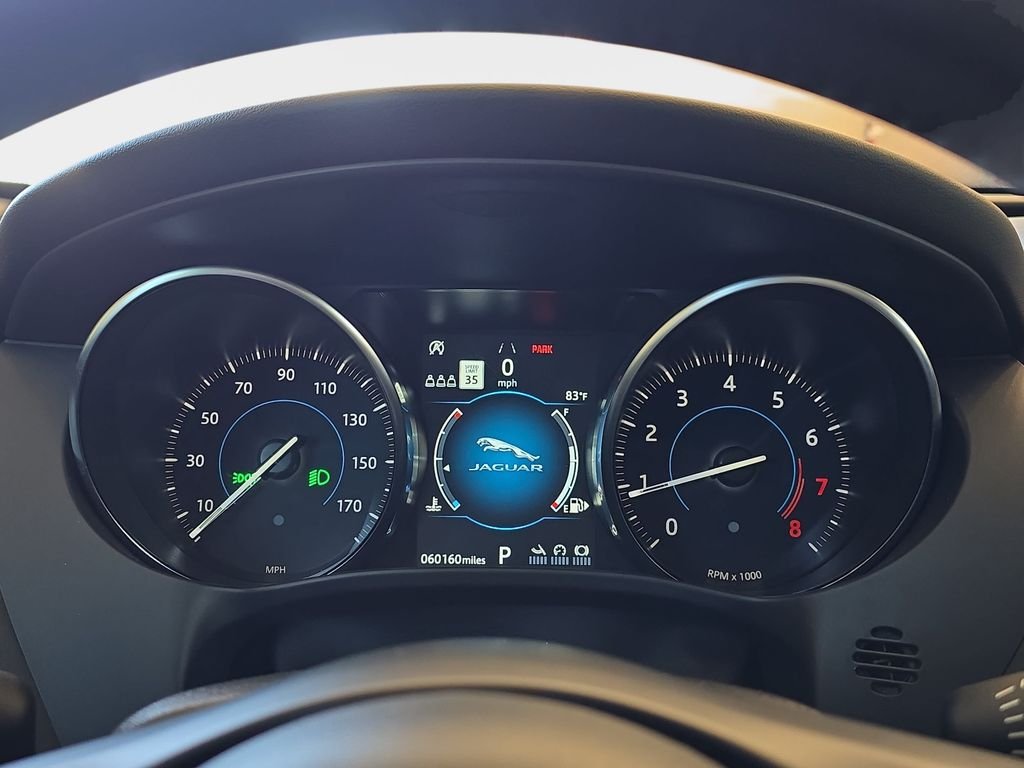 Used 2020  Jaguar 25t image 22