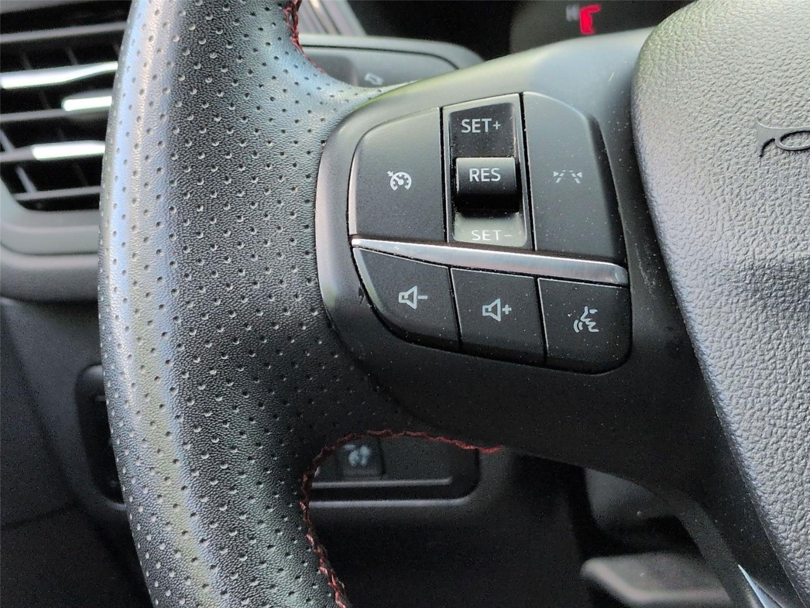 Used 2024  Ford ST-Line image 20