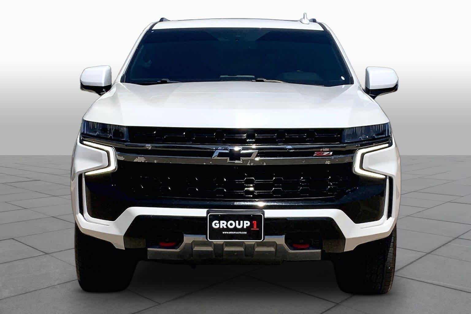 Used 2022 Iridescent Pearl Tricoat Chevrolet Z71 image 4