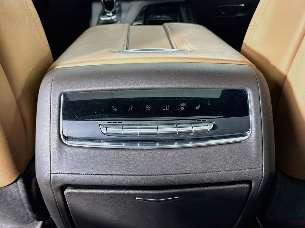 Used 2023 White Cadillac Premium Luxury image 27