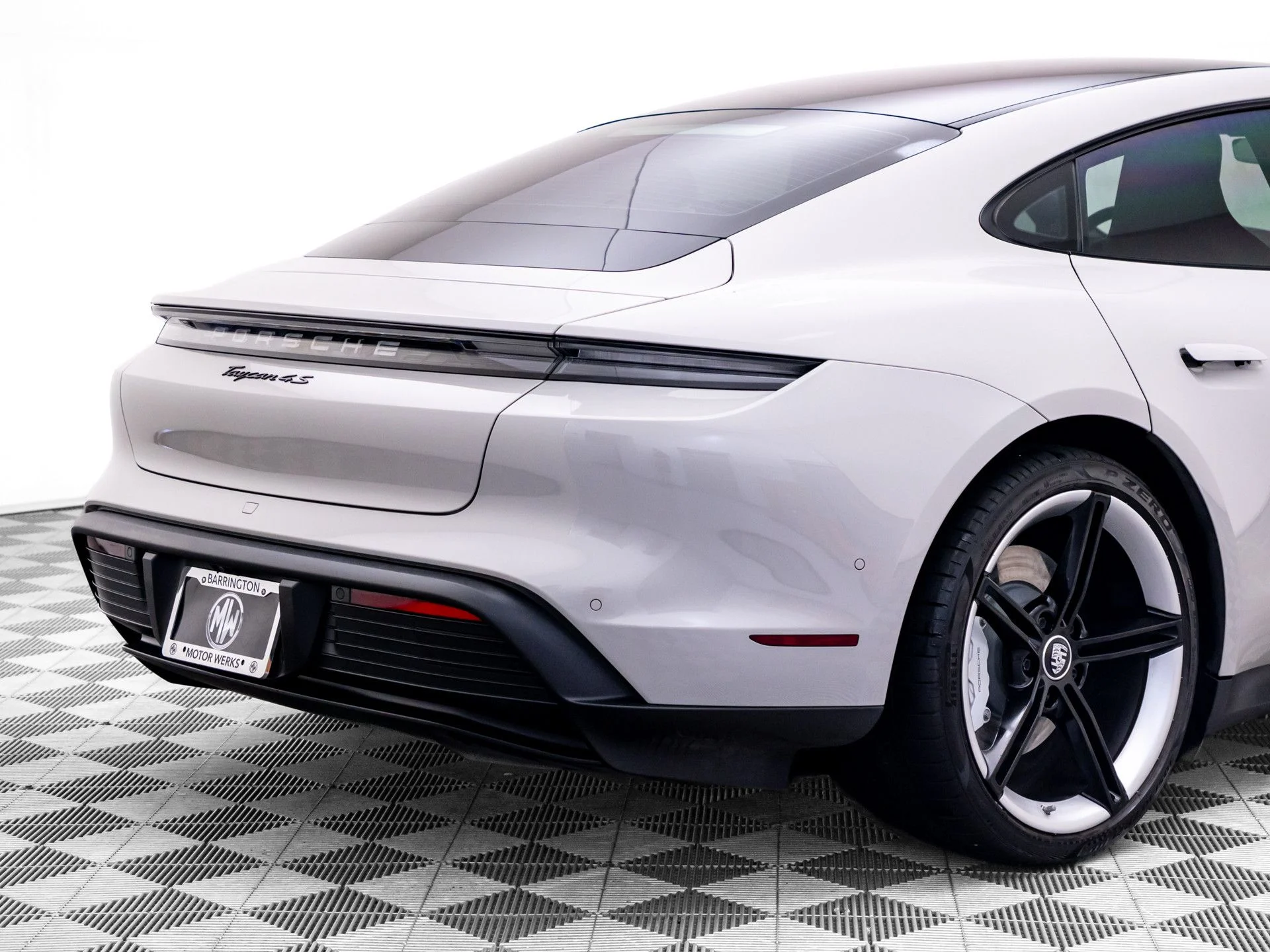 Certified Used 2021  Porsche 4S image 36