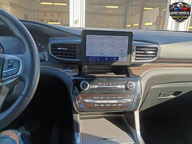 Used 2024 Silver Ford Limited image 17