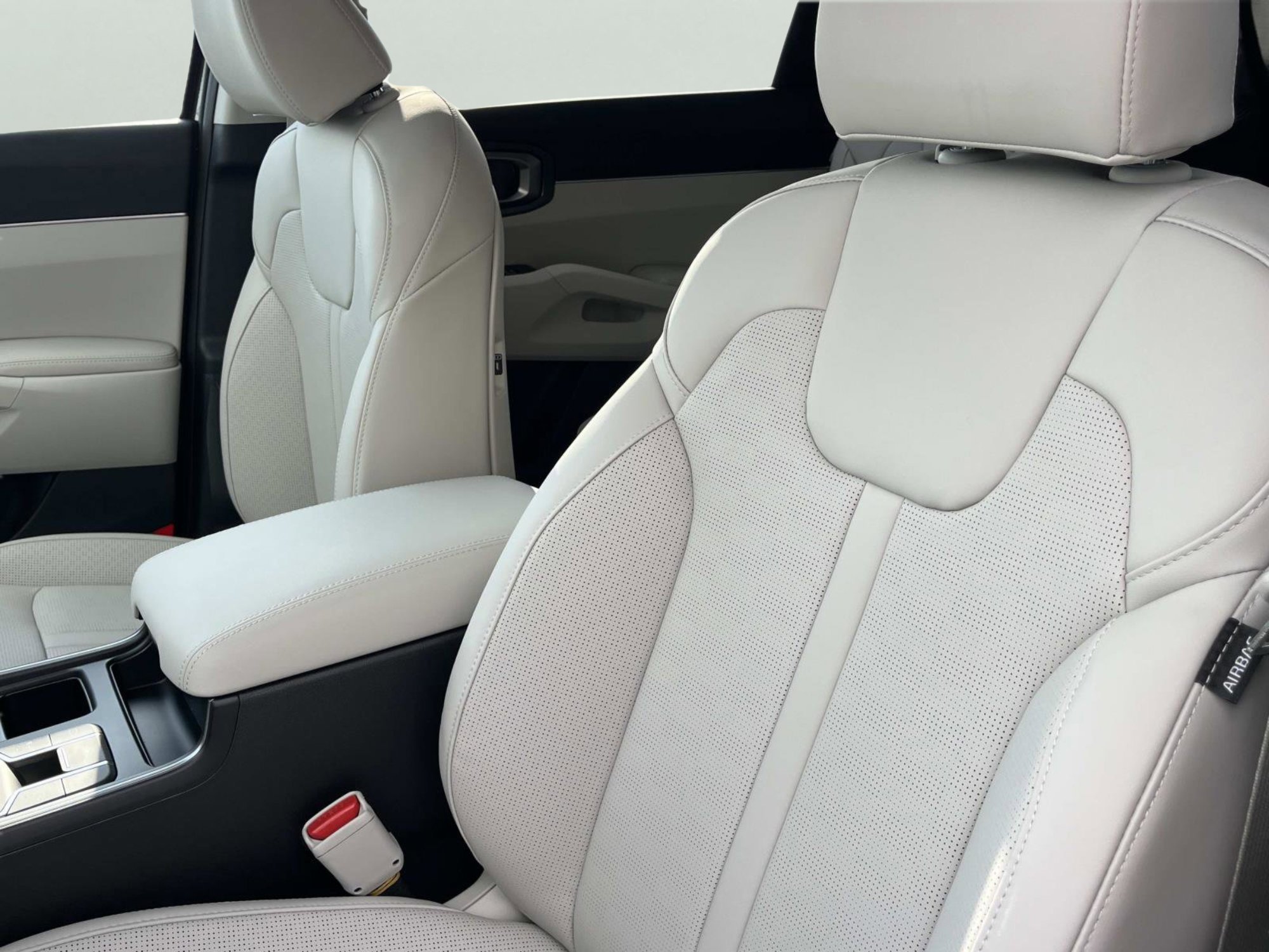 New 2026 Interstellar Gray Kia EX image 26
