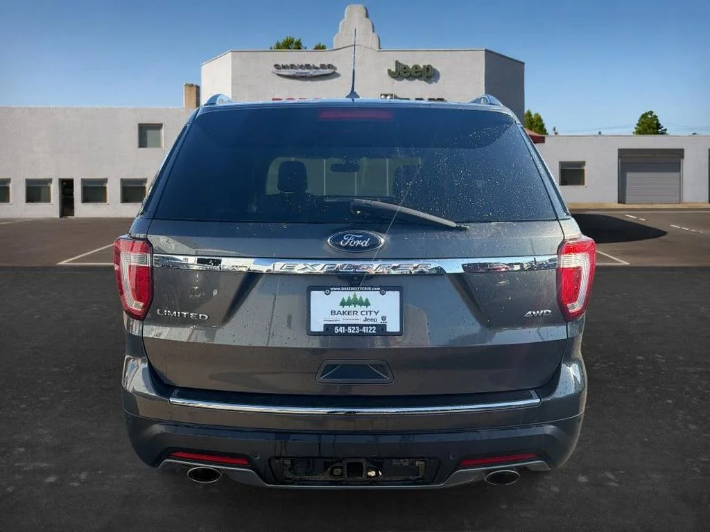 Used 2019 Magnetic Metallic Ford Limited image 4