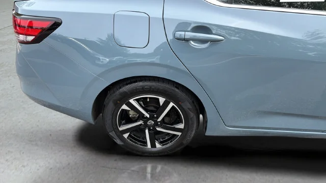 Used 2025  Nissan SV image 36