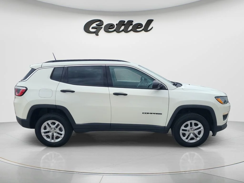 Used 2020 White Jeep Sport 4x4 image 4