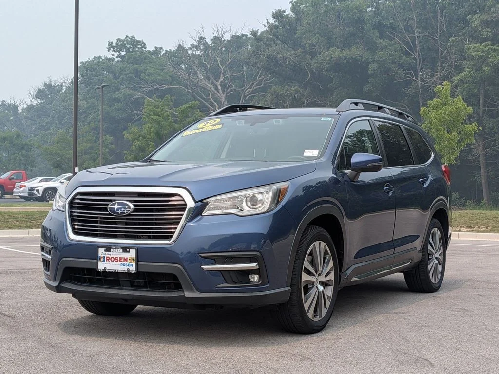 Used 2020 Blue Subaru Limited image 3