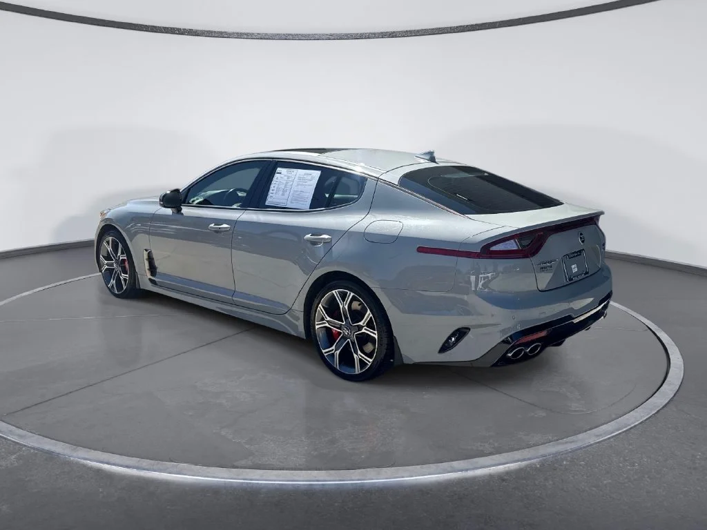 Used 2018 White Kia GT2 image 5
