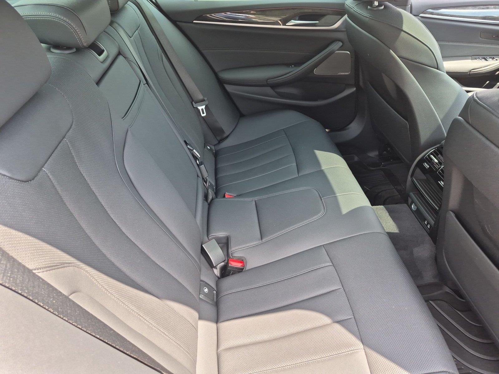 Used 2023 Dark Graphite Metallic BMW 530i xDrive image 36