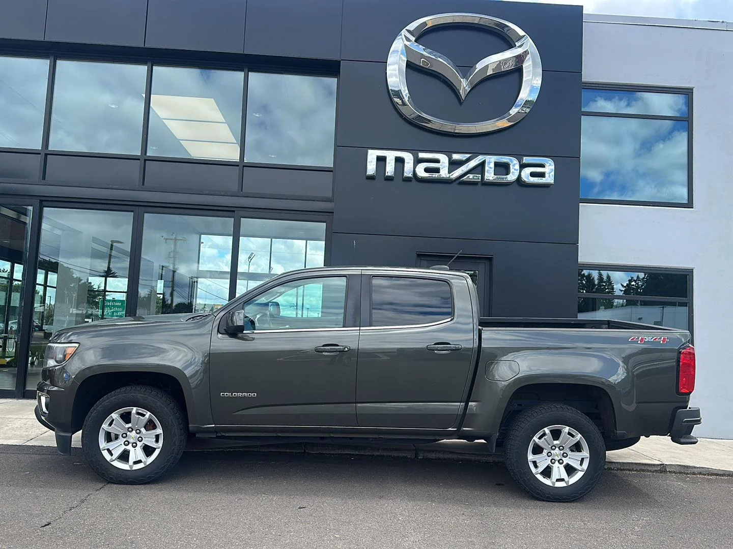 2018 Chevrolet Colorado 4WD LT Crew Cab Short Box's photo