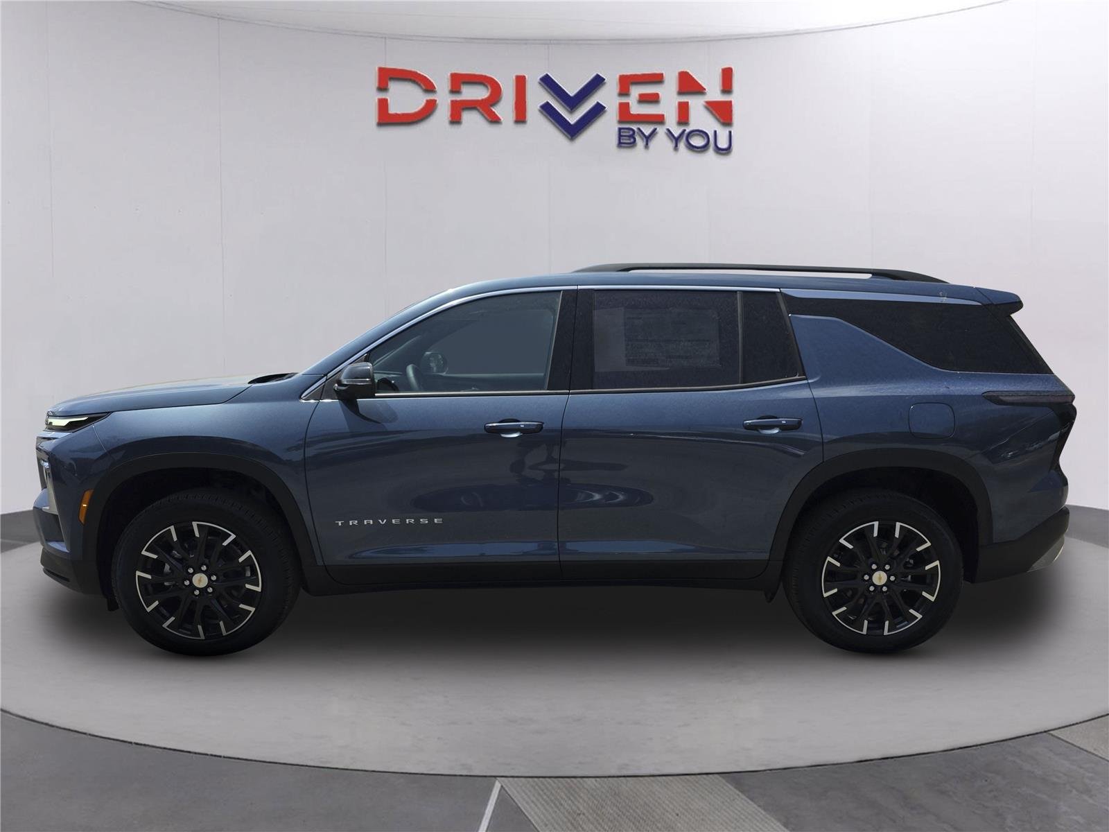 2026 Chevrolet Traverse LT - Photo 7
