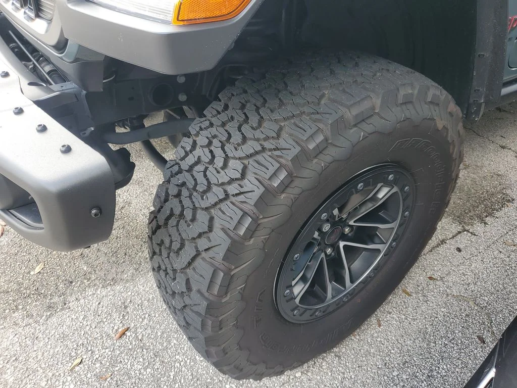 Used 2025 Gray Jeep Rubicon X image 4
