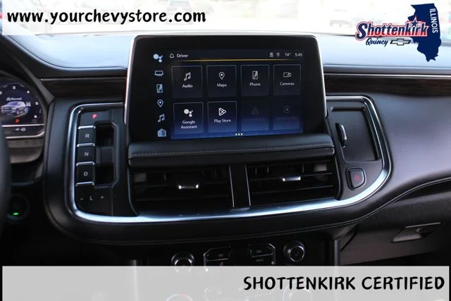 Used 2023 Gray Chevrolet Z71 image 33