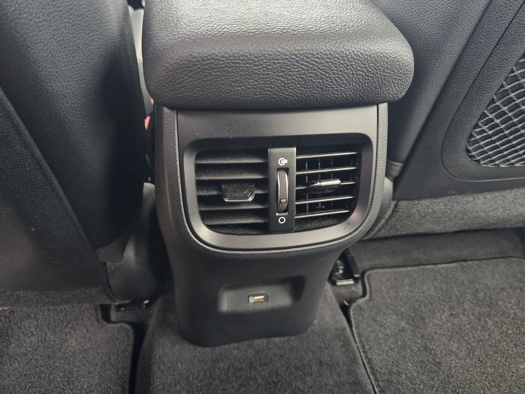Used 2024 Snow White Pearl Kia GT image 24