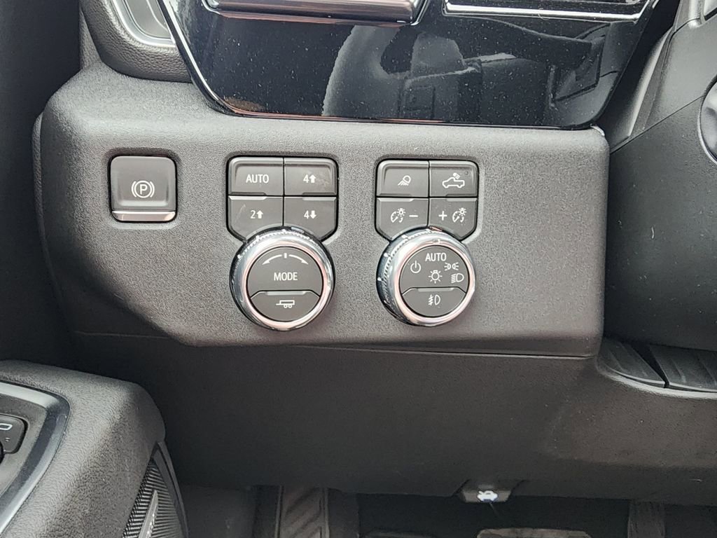 2026 GMC Sierra 1500 SLT - Photo 19