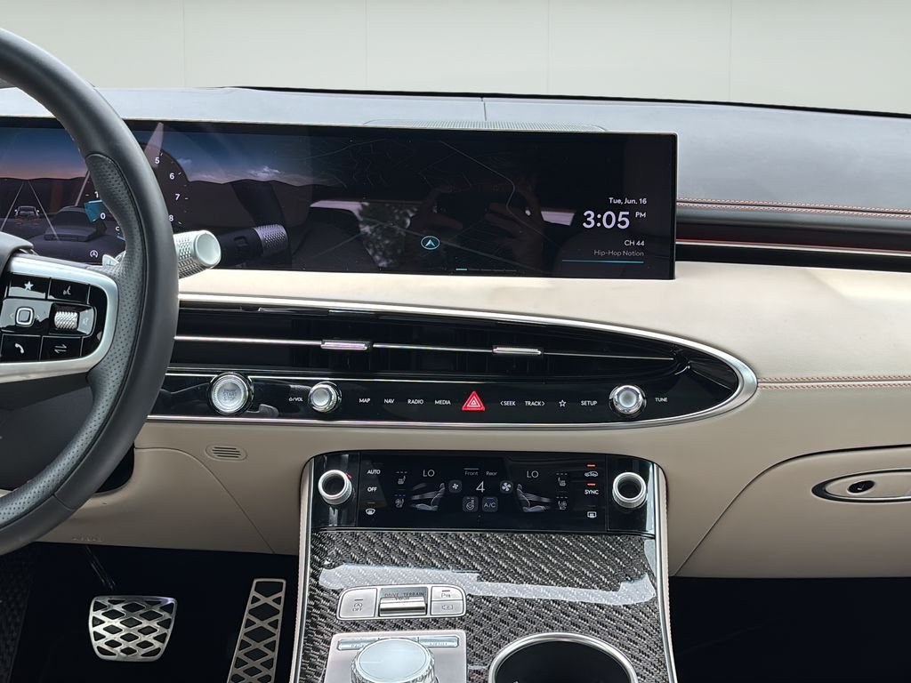 2026 GENESIS GV70 Sport Prestige - Photo 18