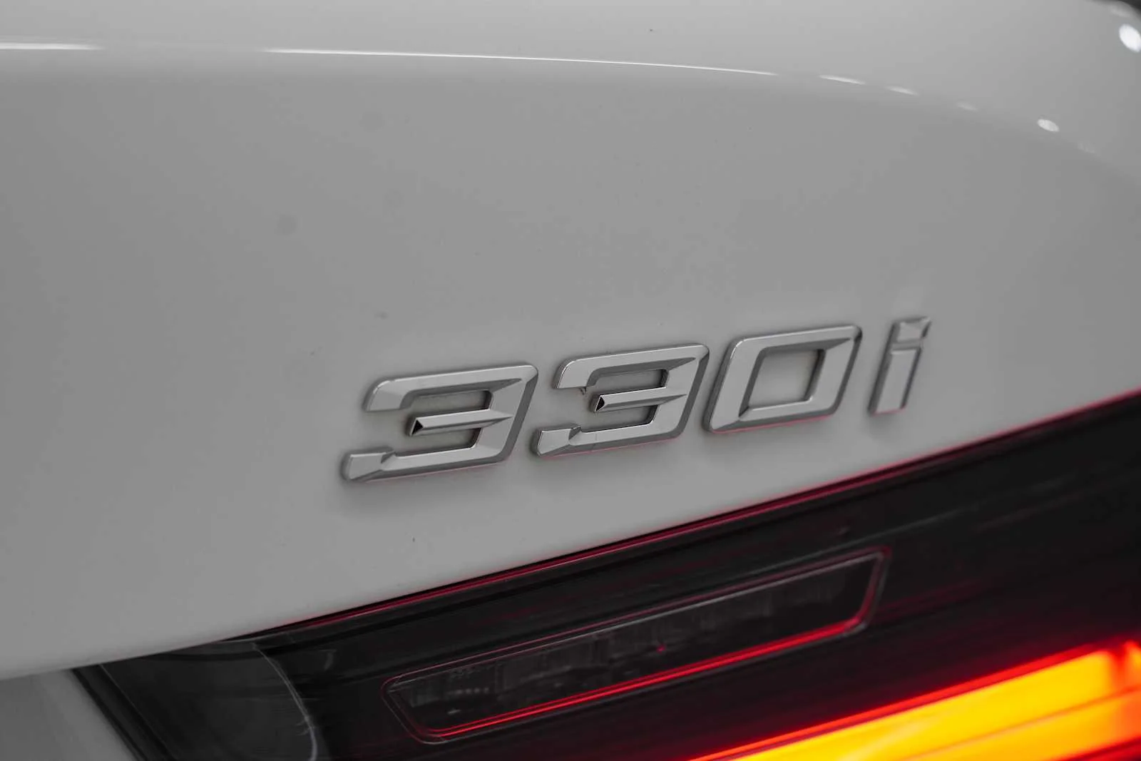 Used 2026 Alpine White BMW 330i NA image 9
