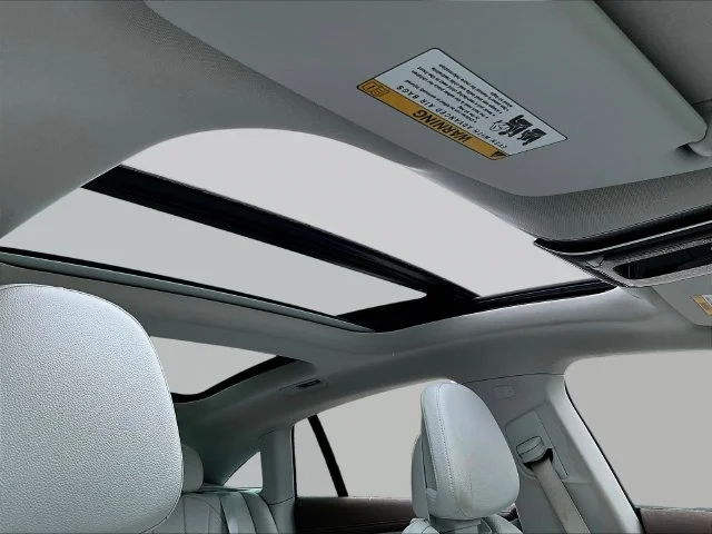 Used 2023 White Mercedes-Benz 350+ Sedan image 30
