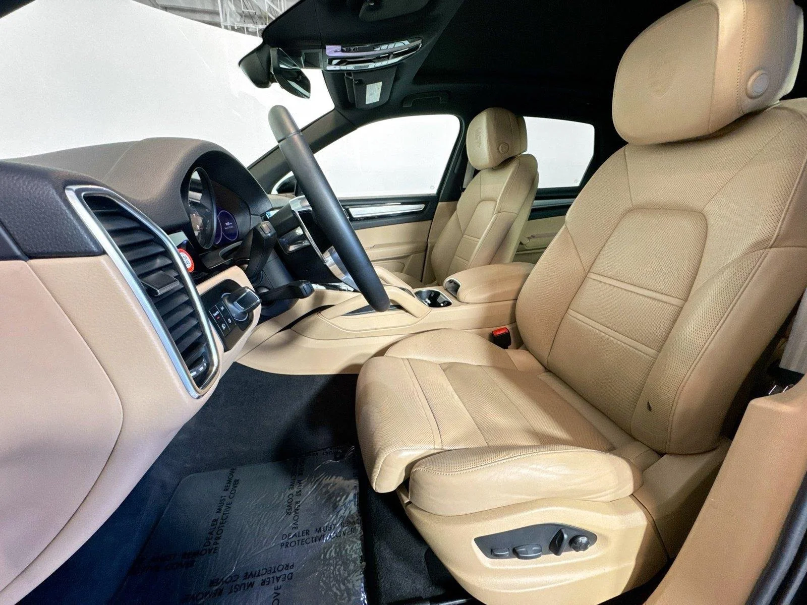 Certified Used 2023 Black Porsche  image 5