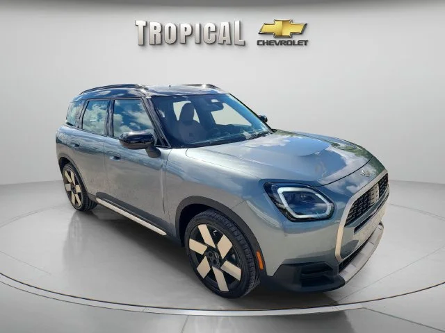 Used 2025 Green MINI S image 7