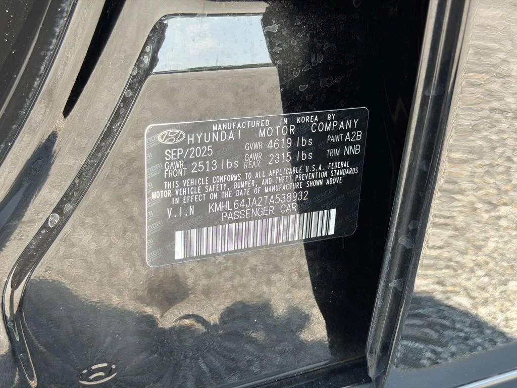 Used 2026 Black Hyundai SEL Sport image 30