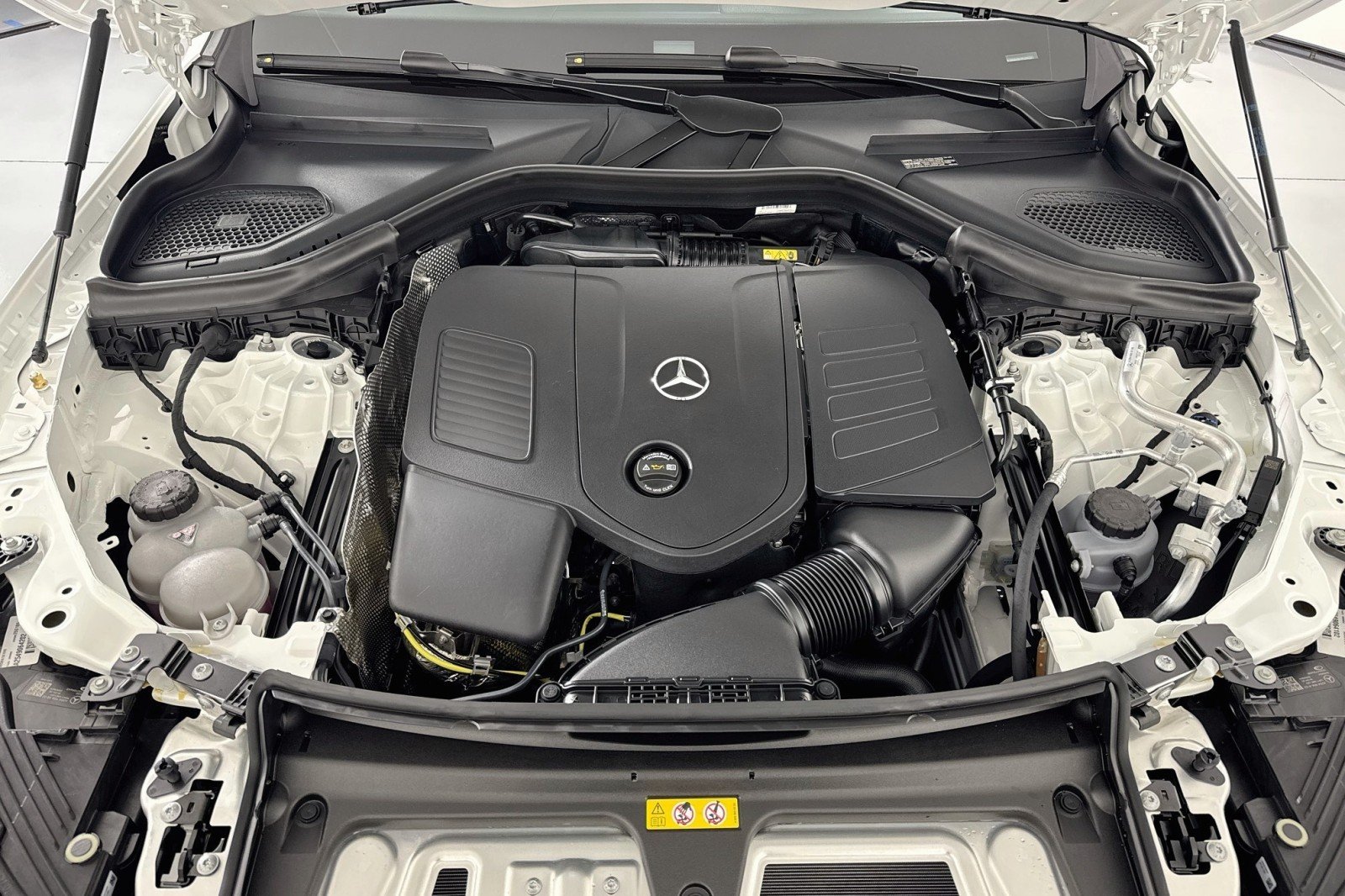 Certified Used 2026 Polar White Mercedes-Benz 300 image 12