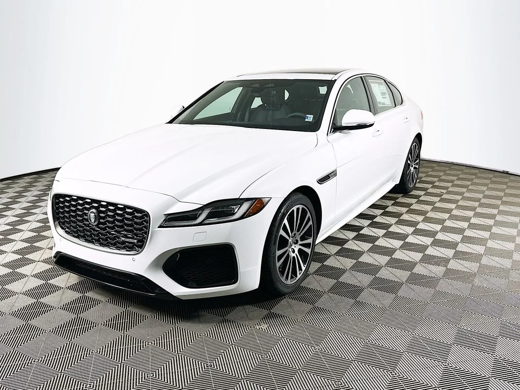 2024 Jaguar XF P300 R-Dynamic SE's photo