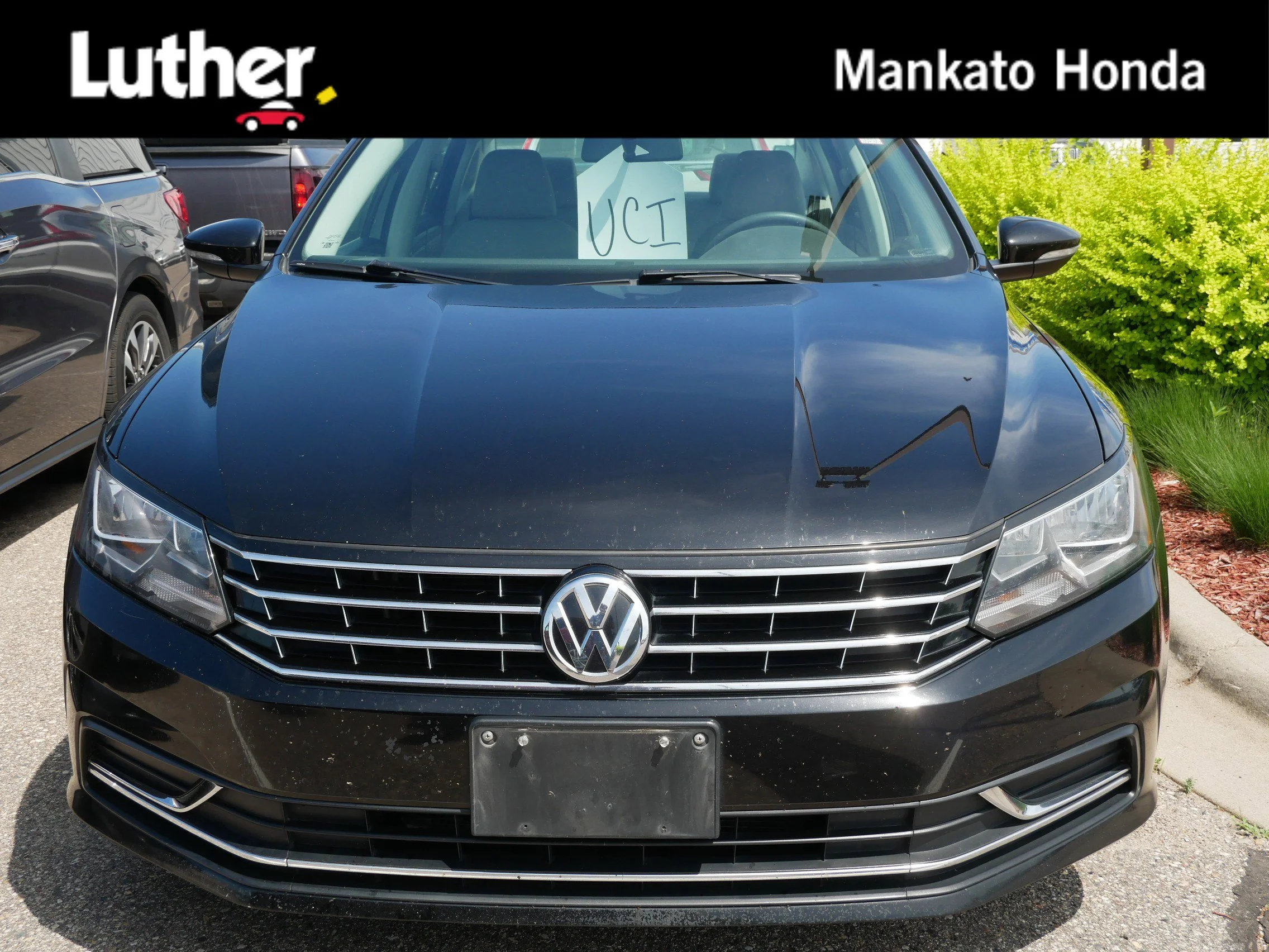 Used 2016 Black Uni Volkswagen 1.8T S image 1