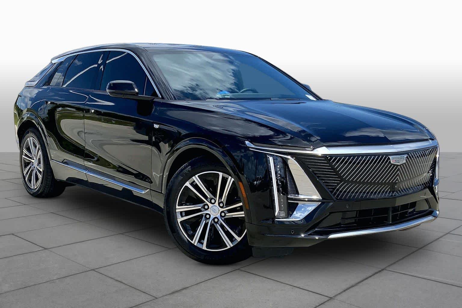 Used 2025 Cadillac LYRIQ Luxury 1 with VIN 1GYKPNRK4SZ300462 for sale in Webster, TX