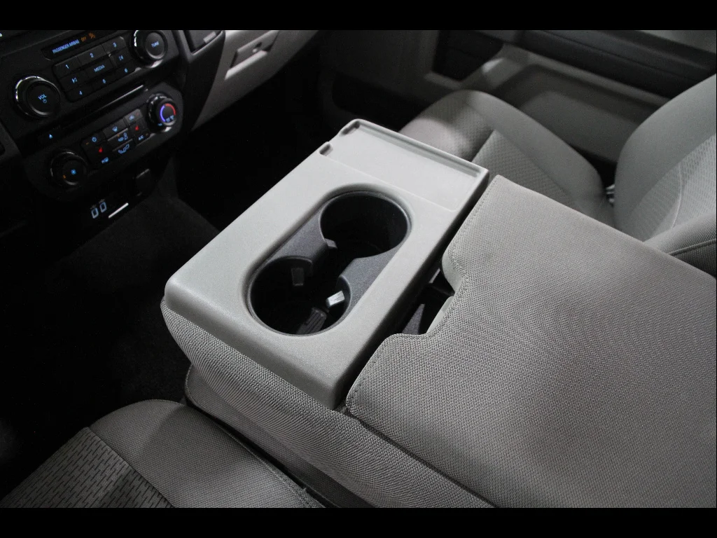 Used 2018 Ingot Silver Ford XLT image 18
