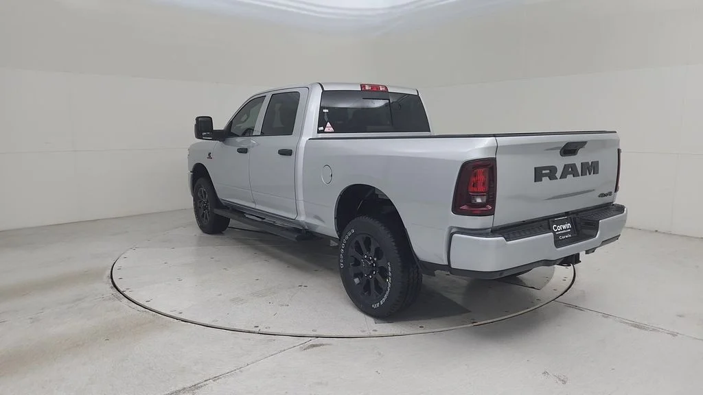 2026 RAM 2500 Tradesman/Black Express - Photo 11