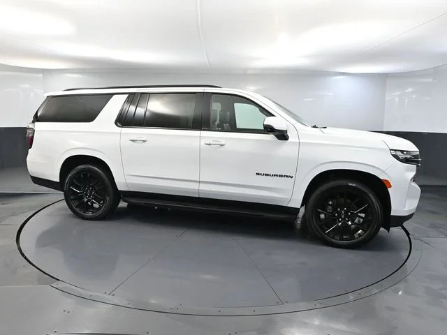 Used 2022 White Chevrolet RST image 4