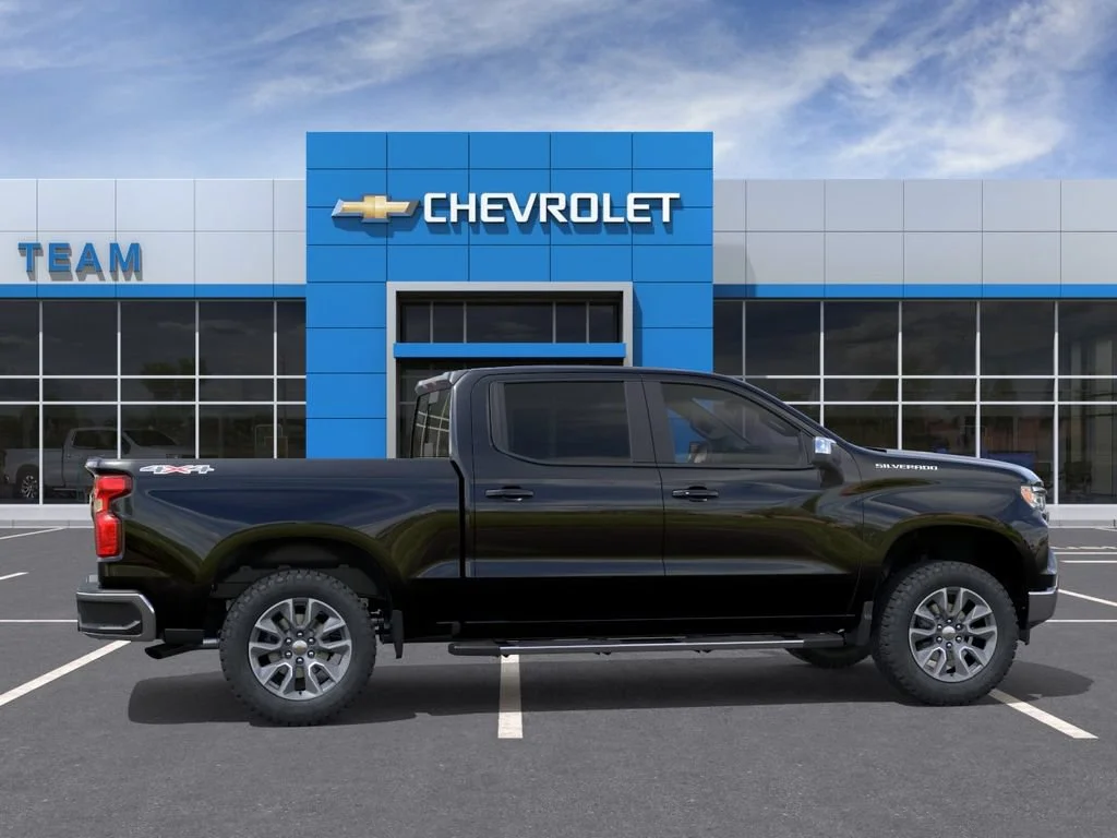 New 2026 Black Chevrolet LT image 5