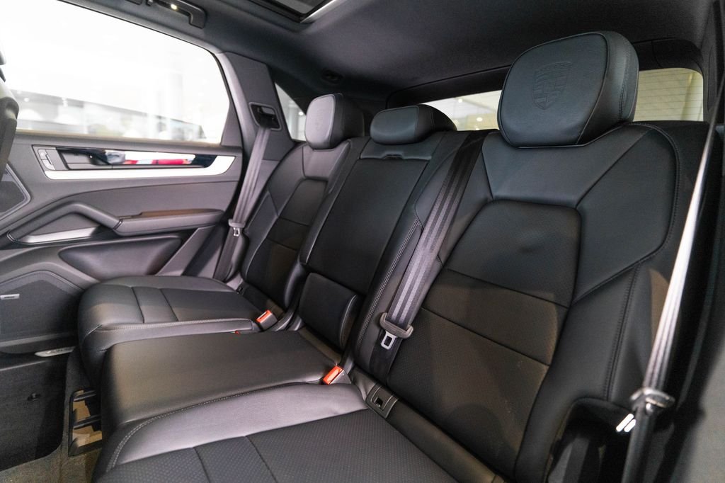 Used 2025 Grey Porsche Base image 35