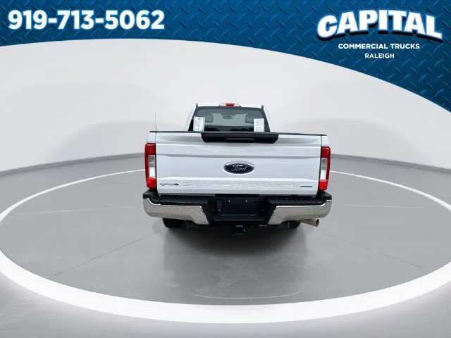 Used 2017 White Ford XL image 9