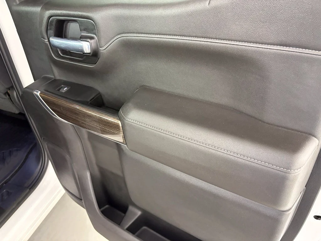 Used 2022 Beige Chevrolet RST image 44