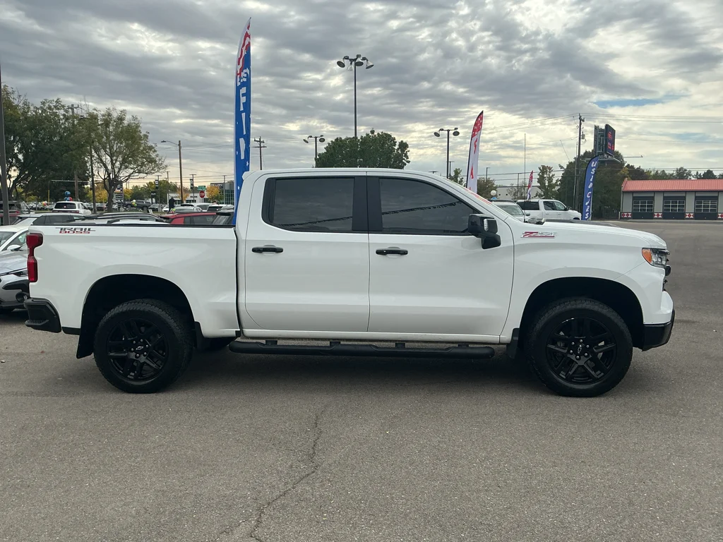 Used 2022 Summit White Chevrolet LT Trail Boss image 4