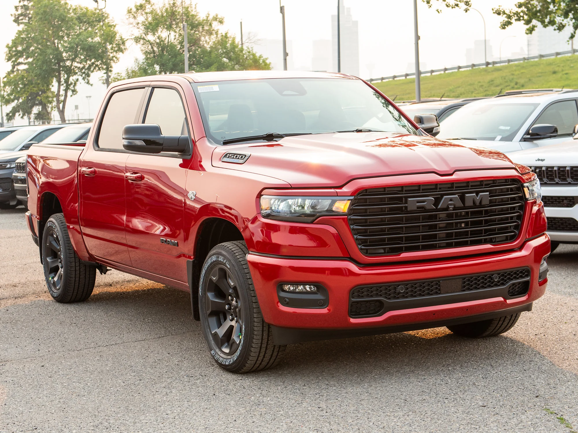 New 2026 Red RAM Sport* Crew Cab 4x4, HEMI V8 image 10