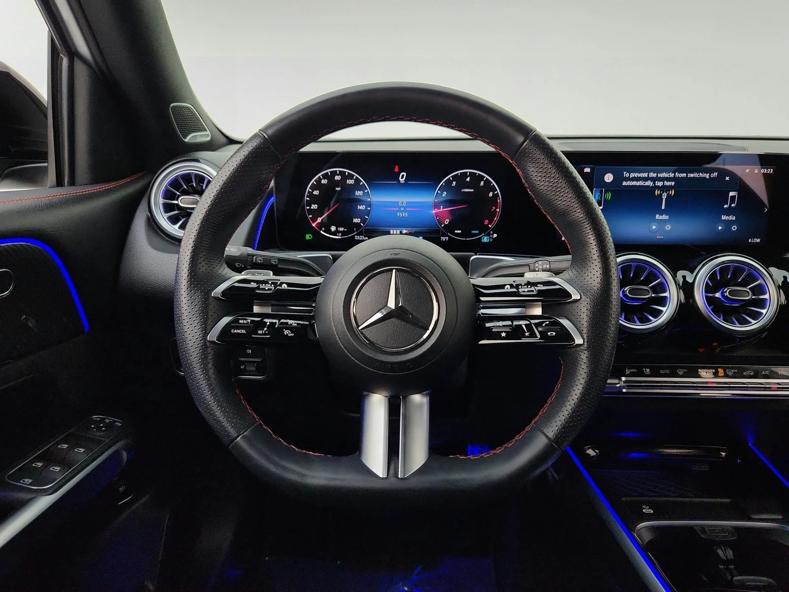 Used 2024 Polar White Mercedes-Benz GLB 250 image 22
