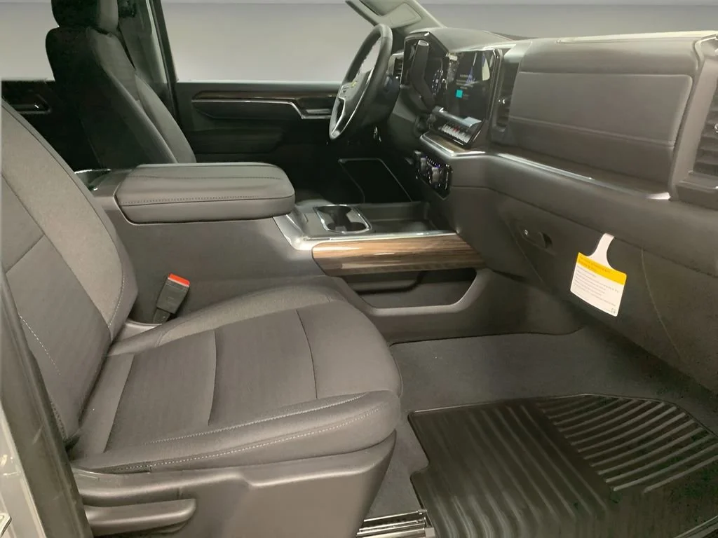 2025 Chevrolet Silverado 2500 HD LT - Photo 15