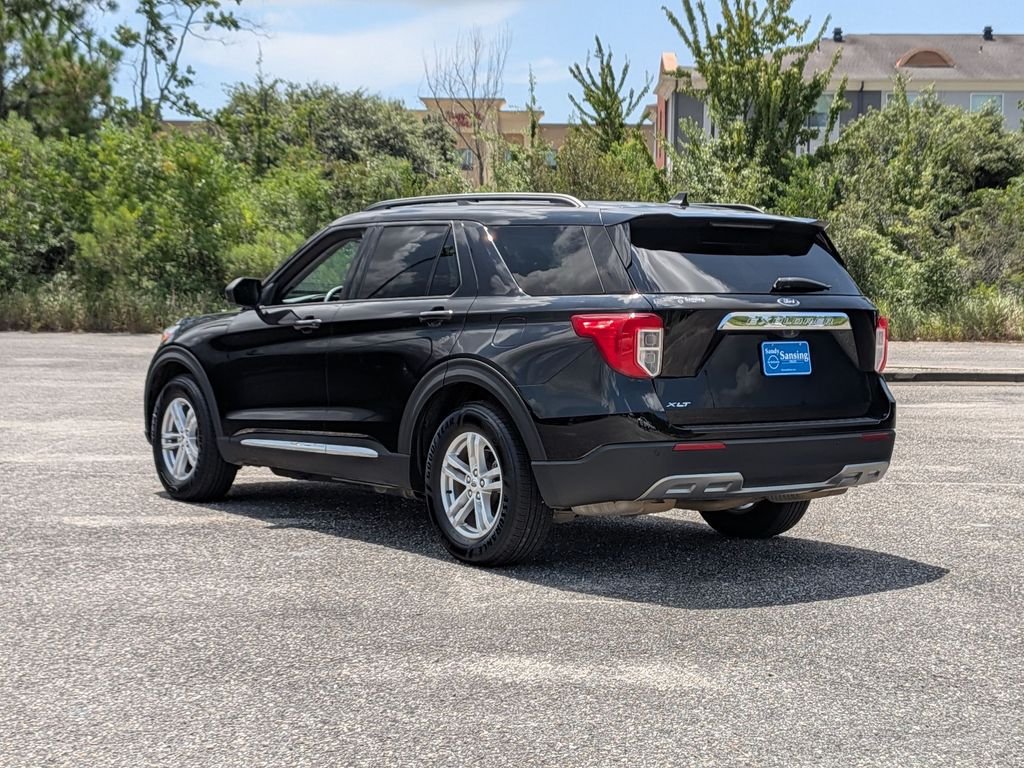 Used 2023 Black Ford XLT image 3