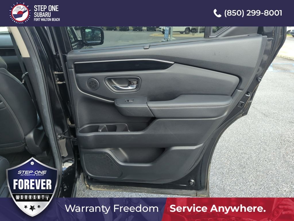Used 2025 Black Honda EX-L image 32