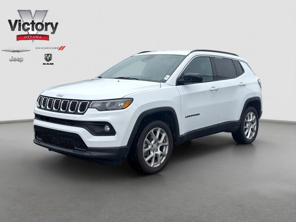 2023 Jeep Compass Latitude Lux 4X4's photo