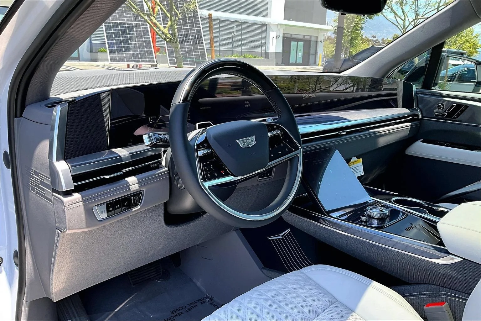 New 2026 Vibrant White Tricoat Cadillac Luxury image 9