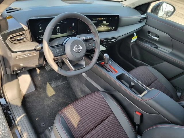 2025 Nissan Kicks SR AWD - Photo 14