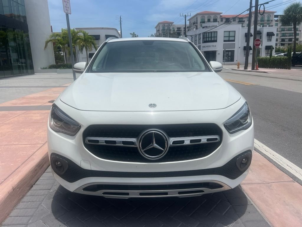 Used 2022 White Mercedes-Benz GLA 250 image 2